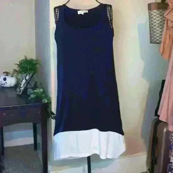Jones New York basic dress - Picture 2 of 4